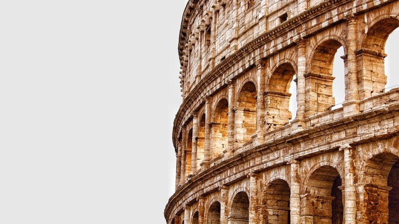 Vue de côté du Colisée, Rome