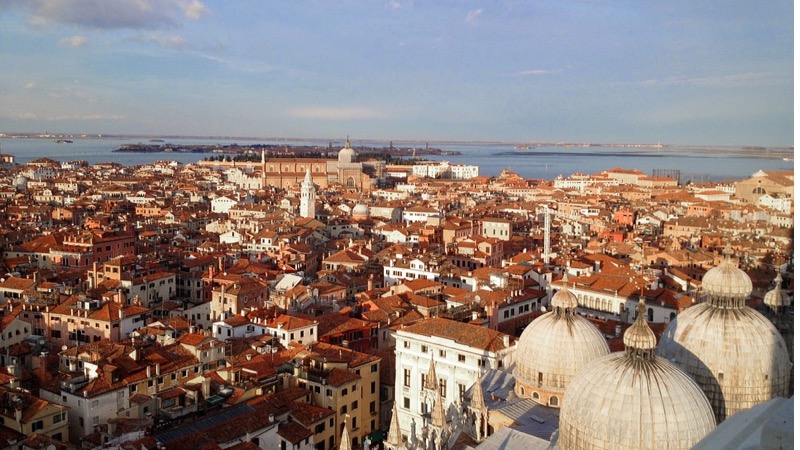 Paysage de la ville de Venise ainsi que de la Basilique Saint-Marc